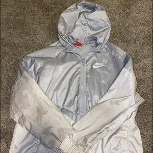 - Nike windbreaker